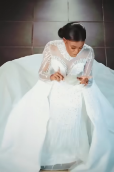 INDIRA – Tout Sauf La Honte